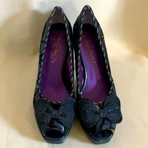 listing-status-banner